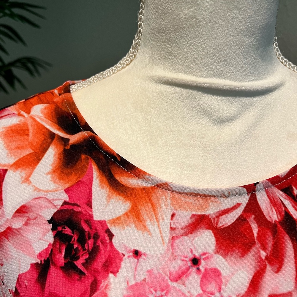 Le Tote CeCe Floral Dolman Cap Sleeve Blouse